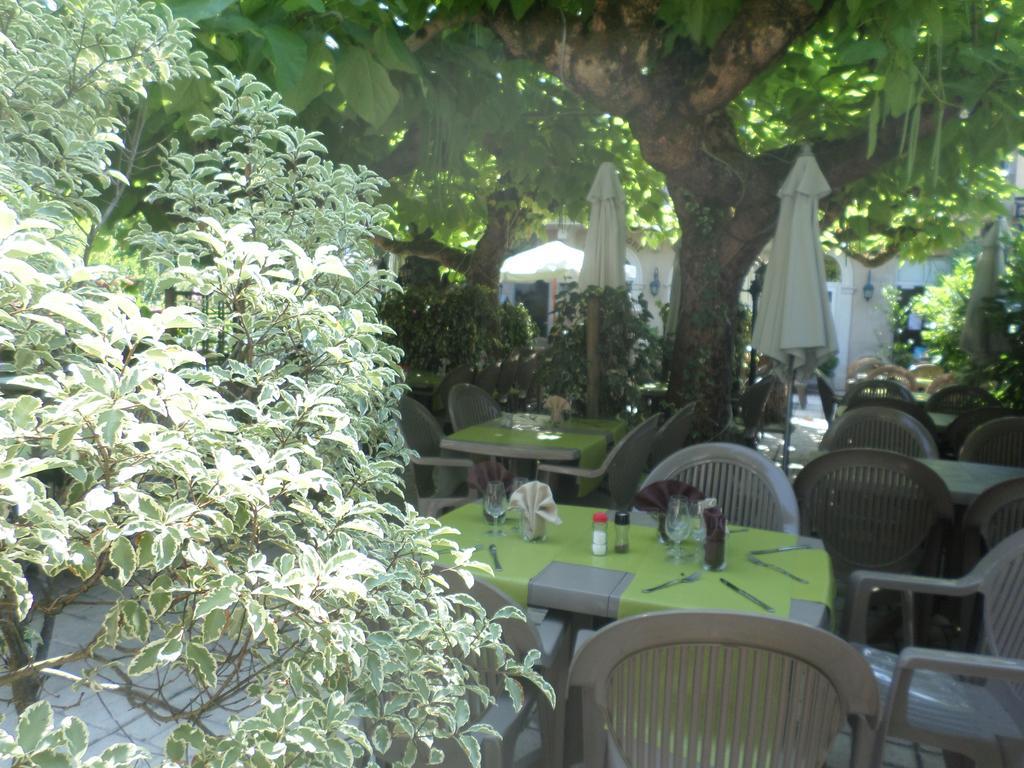 Appart'Hotel Les Tilleuls Saint-Macaire Eksteriør bilde