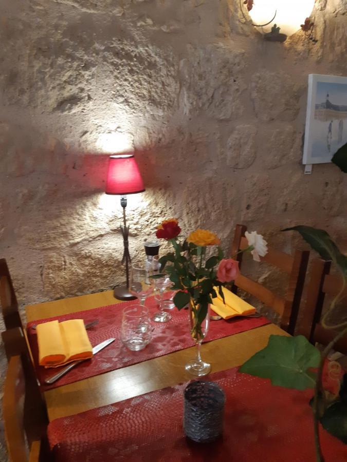 Appart'Hotel Les Tilleuls Saint-Macaire Eksteriør bilde
